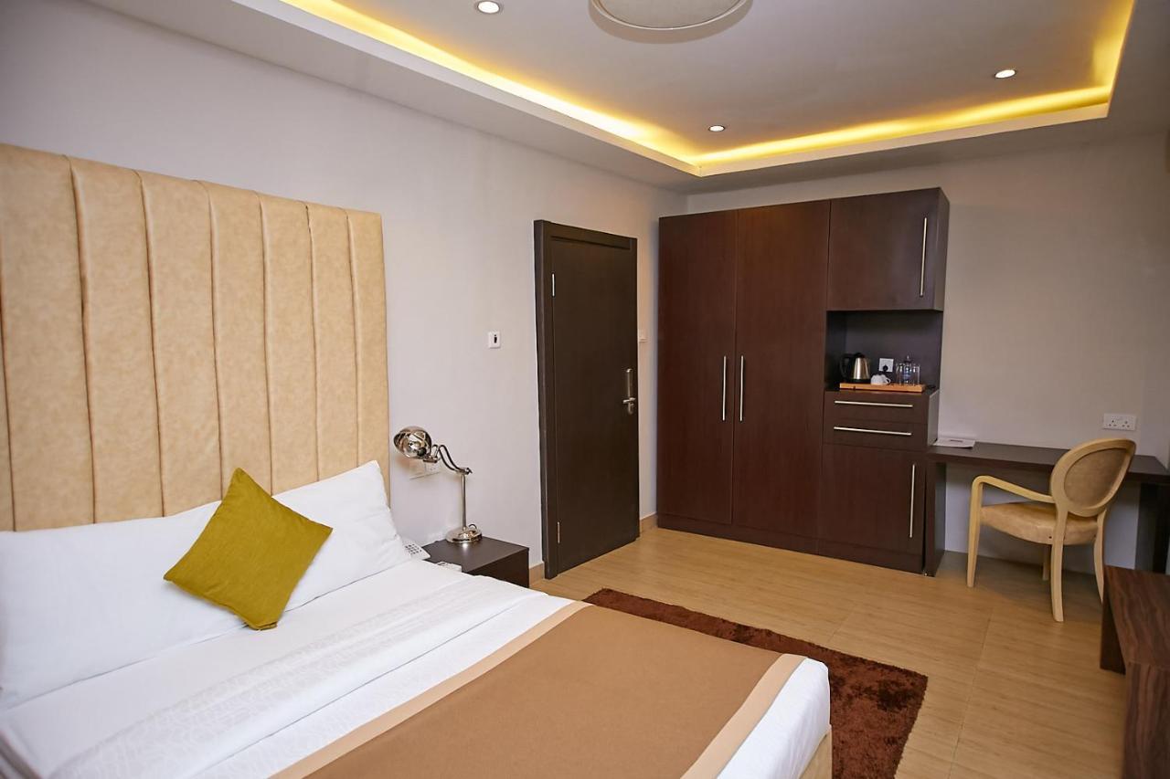 The Cabin Hotel 아크라 외부 사진