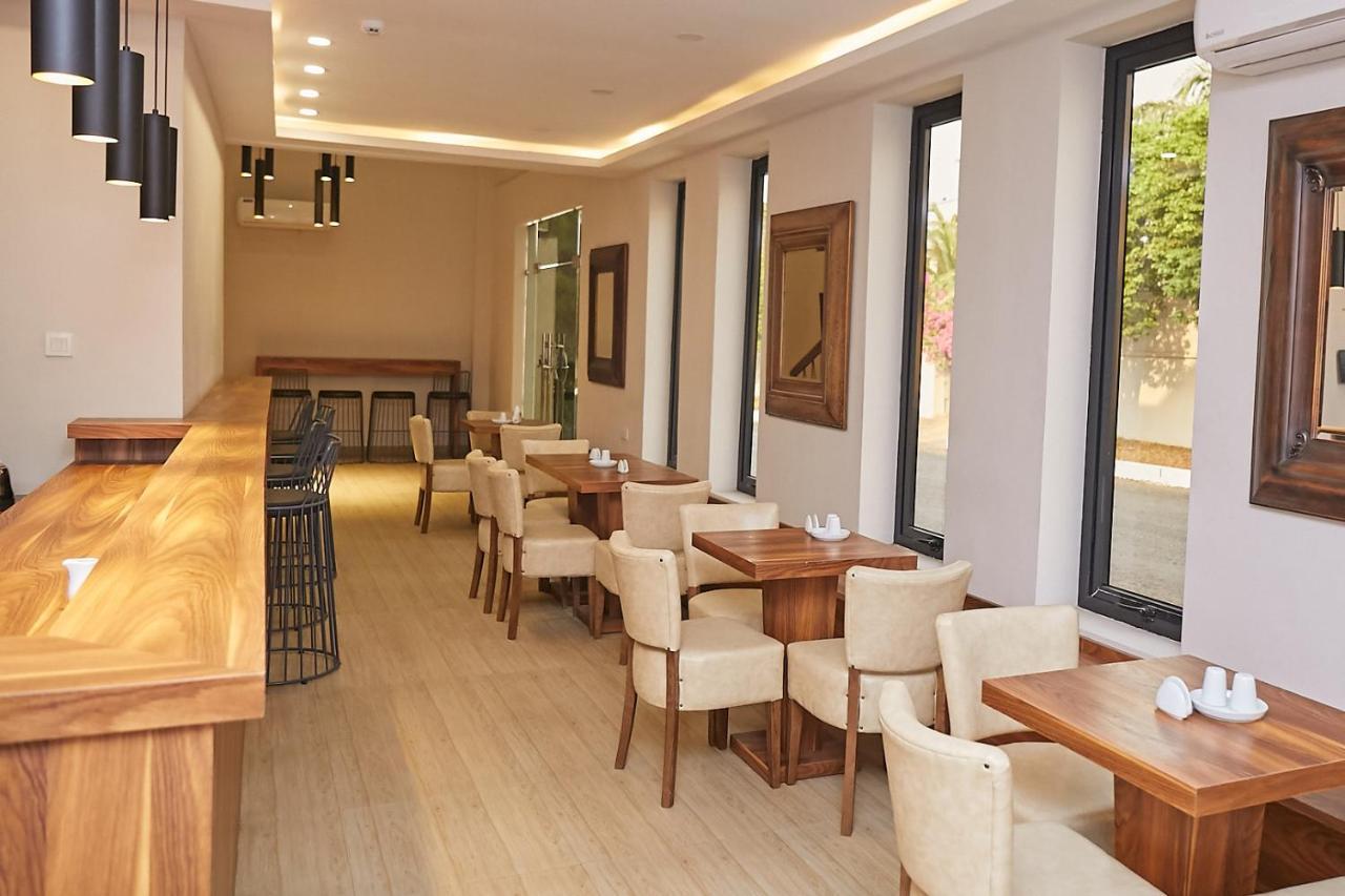 The Cabin Hotel 아크라 외부 사진