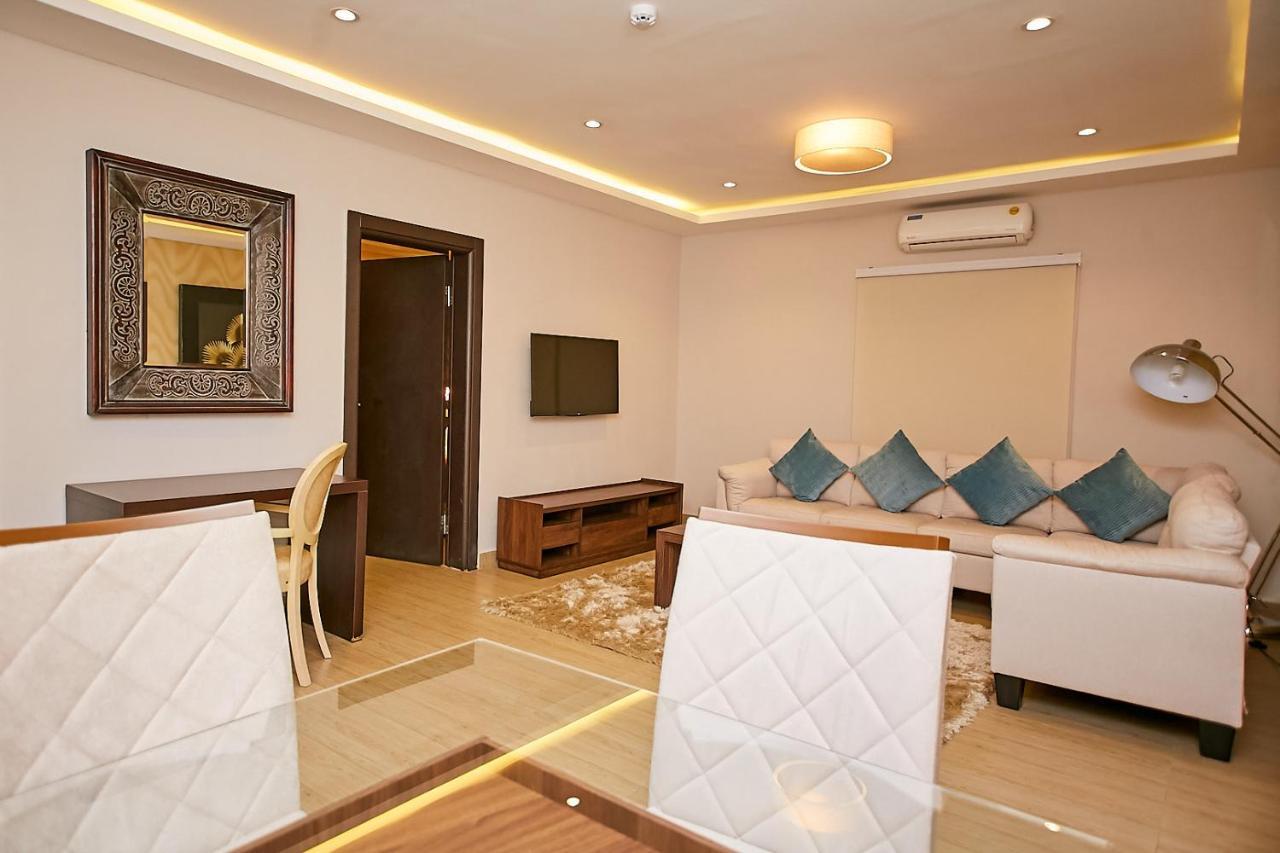 The Cabin Hotel 아크라 외부 사진