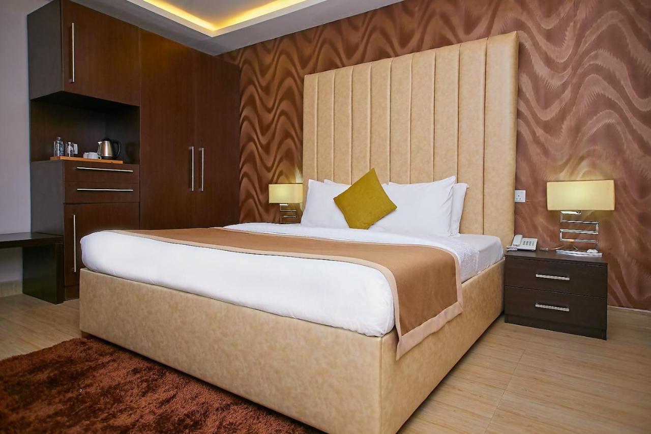 The Cabin Hotel 아크라 외부 사진